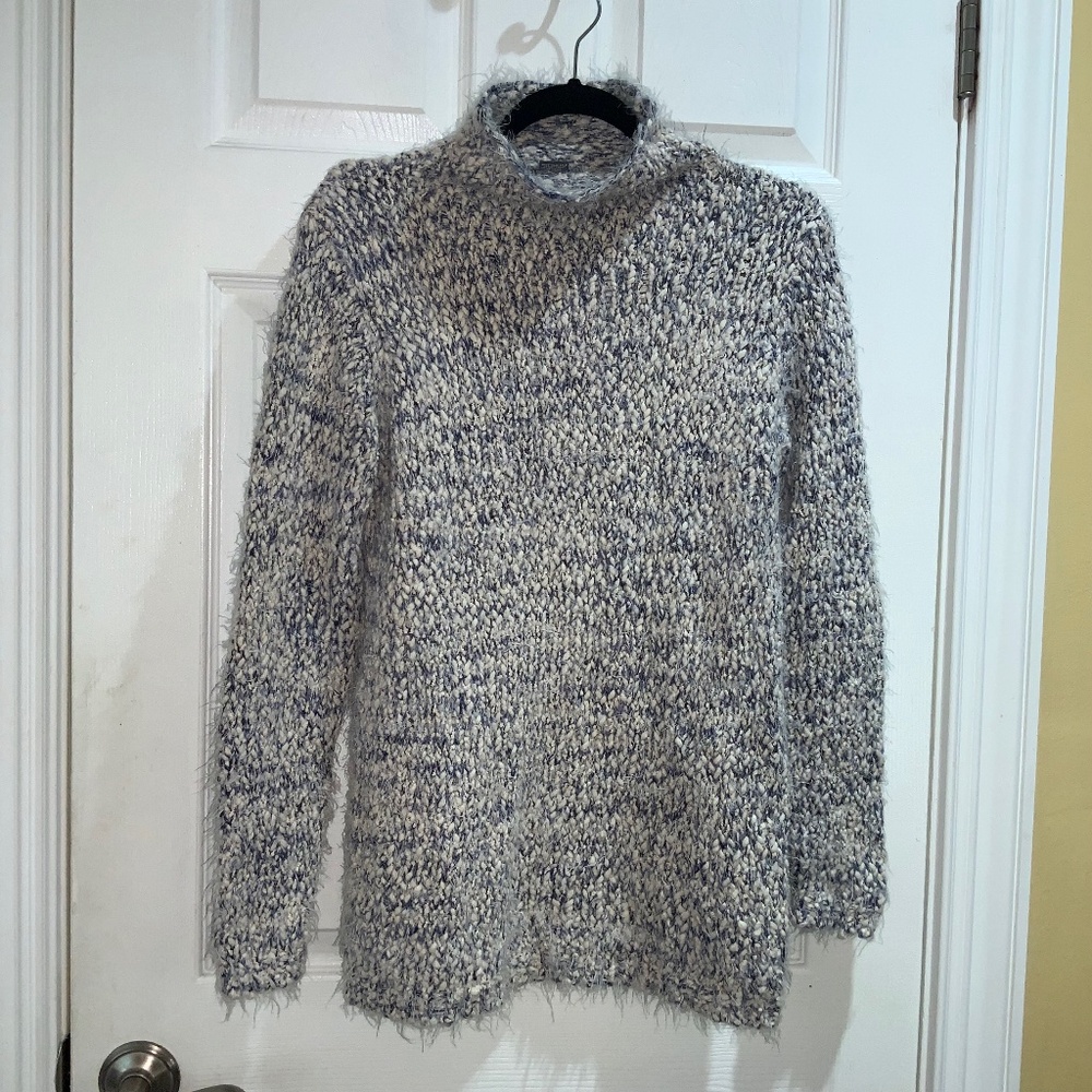 Chelsea & Theodore mock neck fuzzy popcorn knit sweater Sz L navy cream boucle